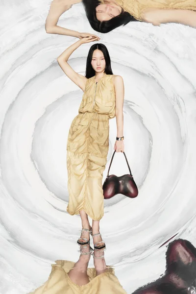 Look 11